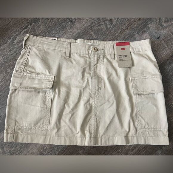 Levi's '94 Cargo Twill Mini Skirt- Size 32 - Picture 1 of 6